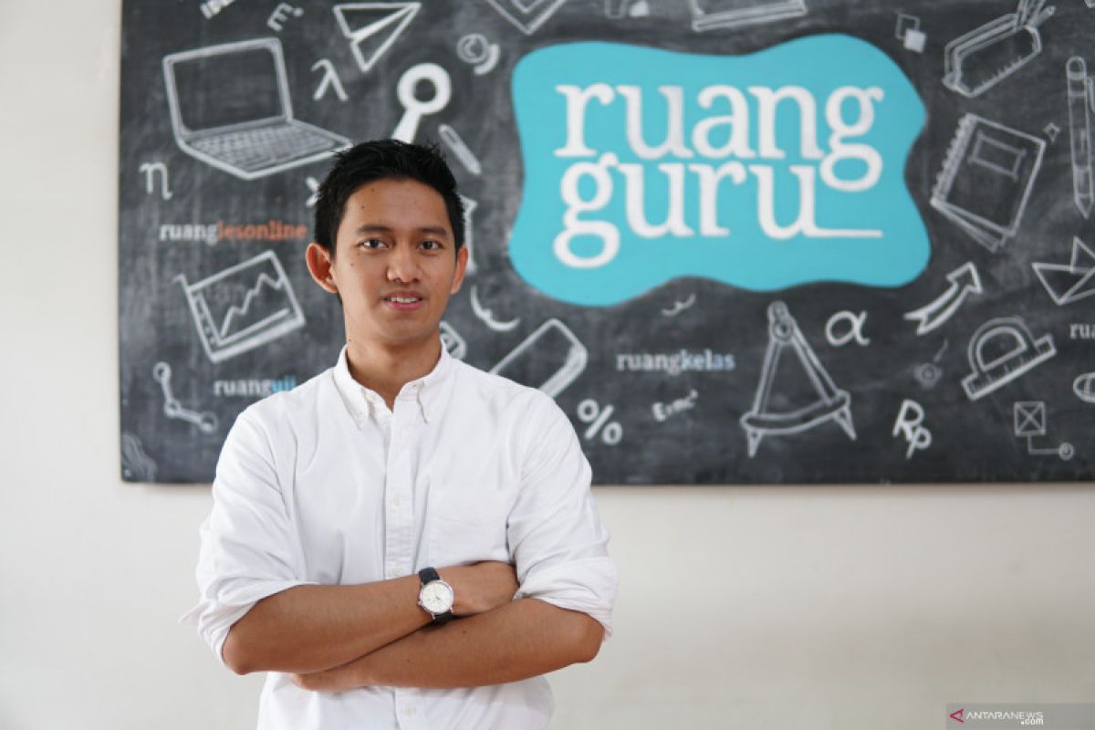 Ruangguru hari ini kembali membuka sekolah daring gratis