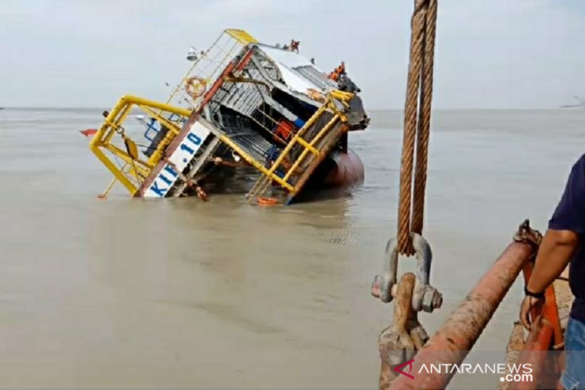 Kapal Isap Produksi milik PT Timah terbalik di Perairan Babel