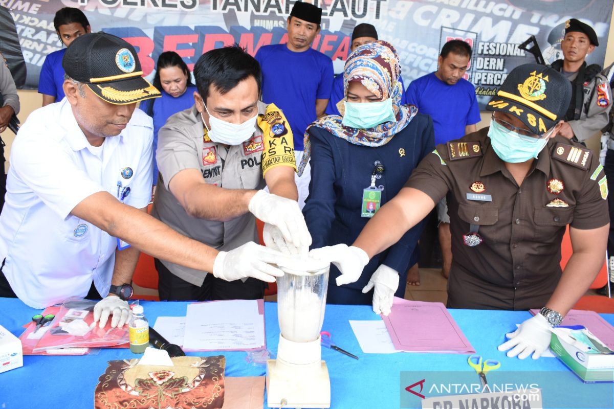 Tanah Laut Police blend 37.19 grams meth
