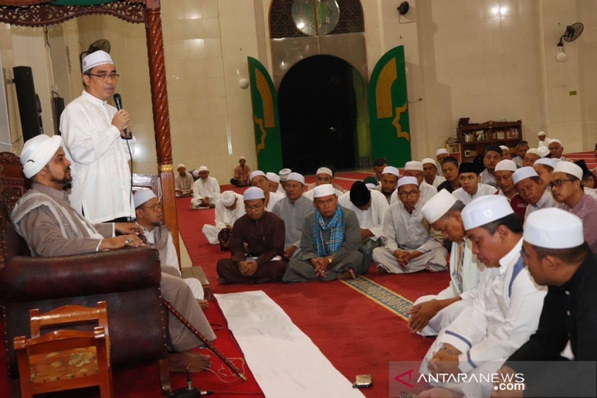 Shalat Subuh berjamaah peringati Tahun Baru Islam