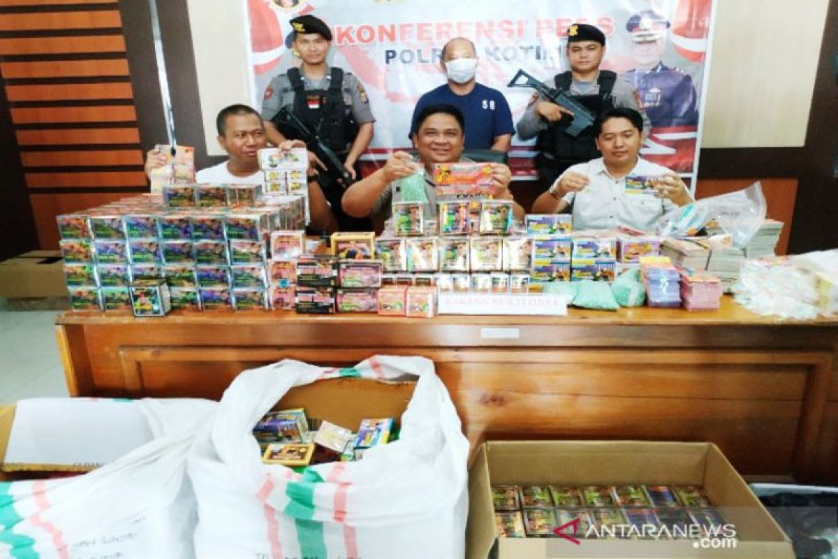 Polres Kotawaringin Timur gagalkan peredaran ribuan bungkus obat kuat