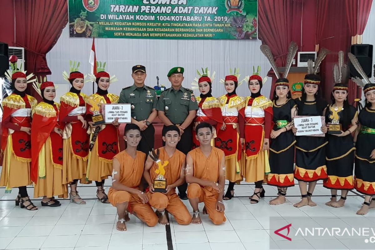 Kodim Kotabaru gelar lomba tari perang adat Dayak