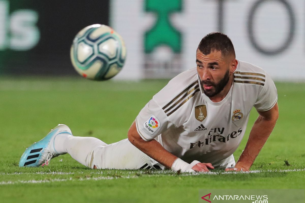 Benzema bawa Real madrid taklukkan Sevilla