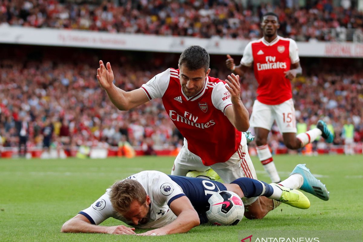 Hasil imbang 2-2, Arsenal dan Tottenham berbagi satu poin