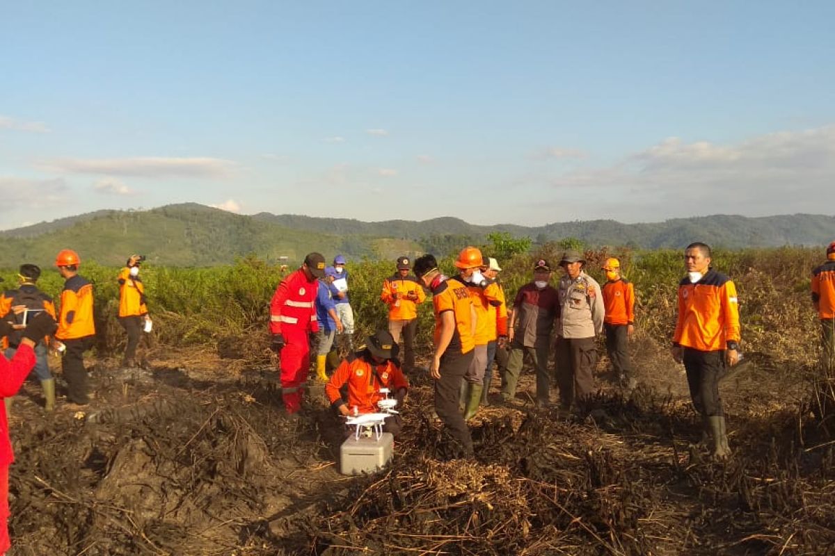 Kebakaran lahan gambut Kolaka Timur, warga keluhkan asap