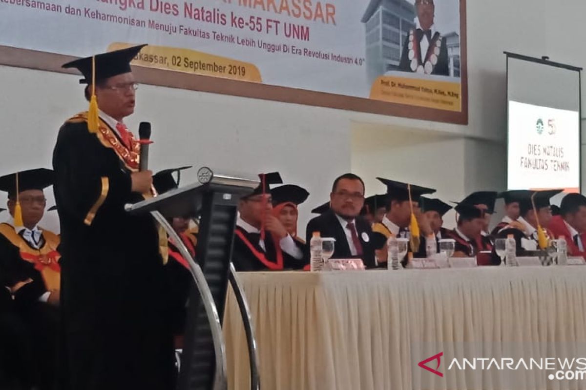 Rektor UNM dorong inovasi pendidikan pada dies natalis ke-55 FT