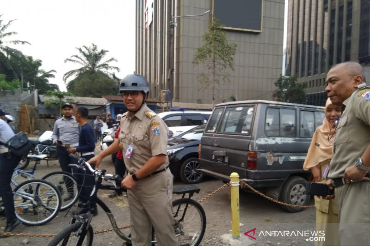 Jakarta kemarin, penutupan park and ride hingga pencari suaka