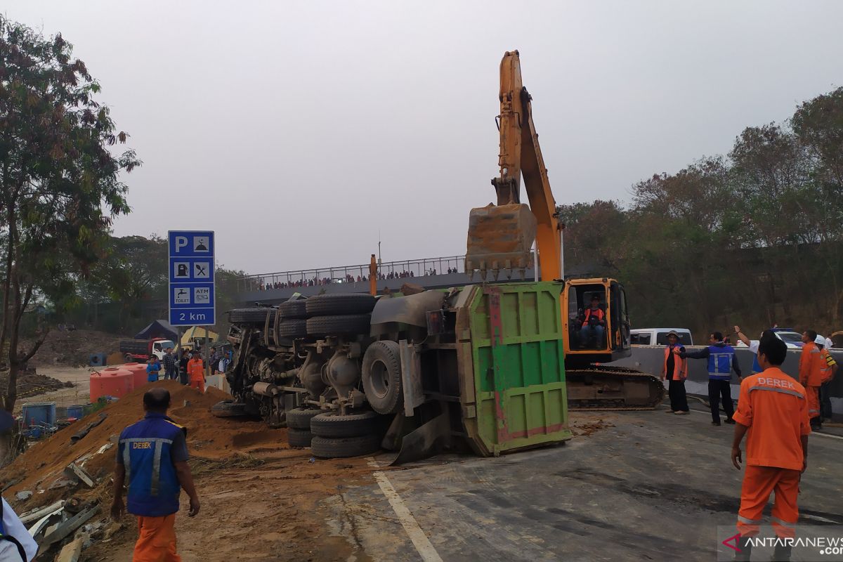 Pasca-kecelakaan Tol Cipularang, Kemenhub evaluasi aturan kecepatan