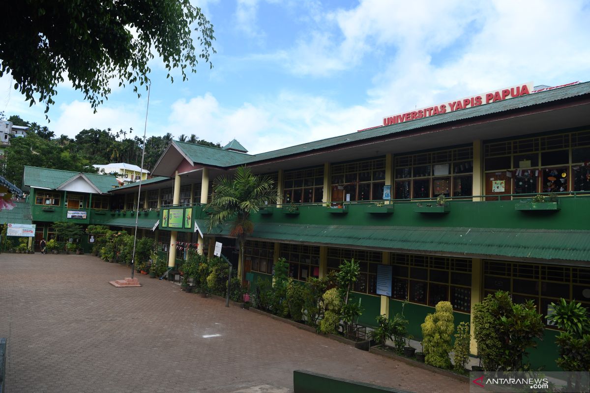 Kota Jayapura aktifkan lagi sekolah mulai Kamis