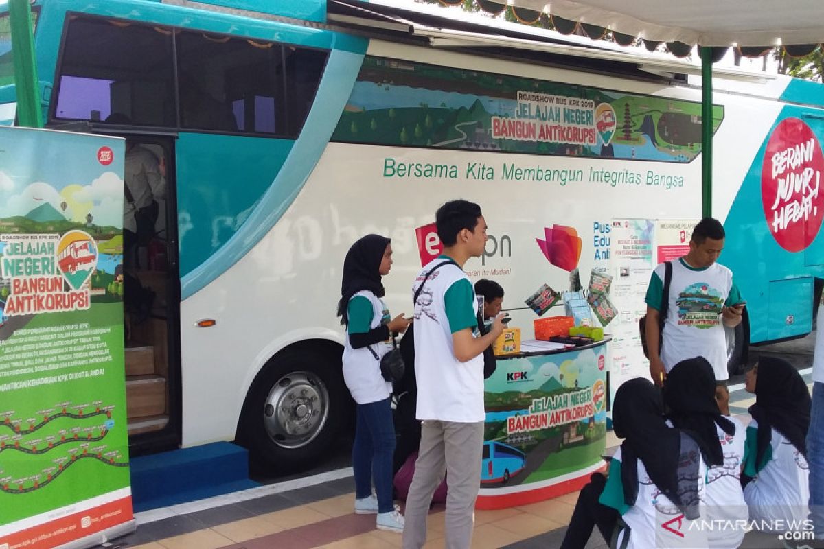 Bus KPK "Jelajah Negeri Bangun Antikorupsi" hadir di Lumajang