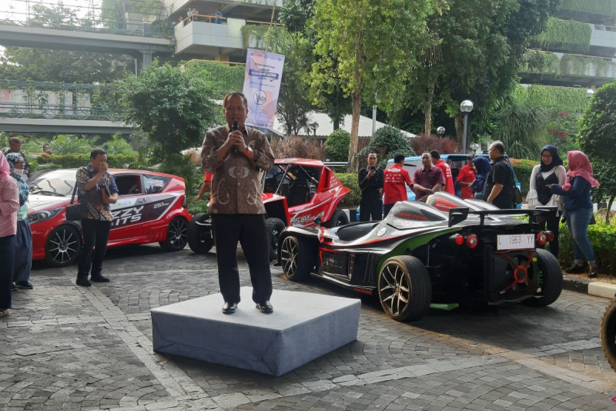 Menristekdikti optimistis mobil listrik diproduksi Indonesia pada 2022