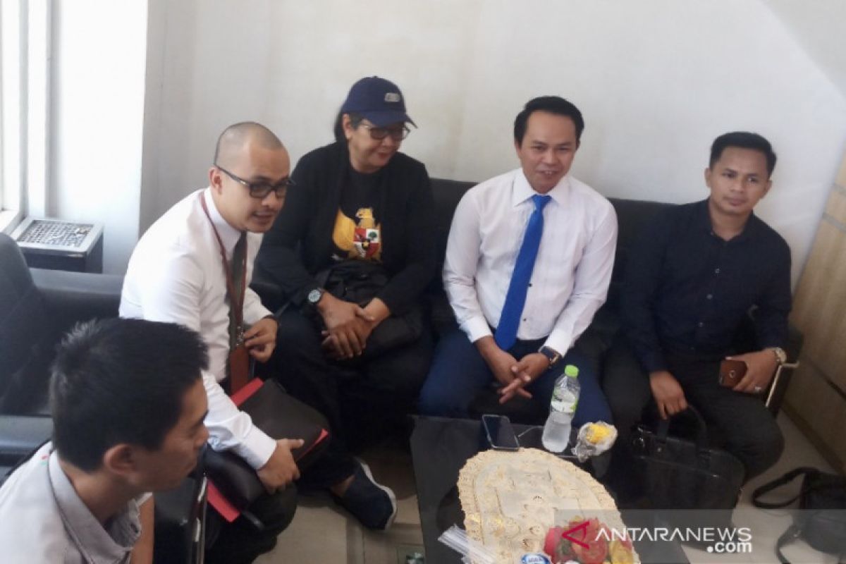 Polda Jatim tahan Tri Susanti satu kali 24 jam