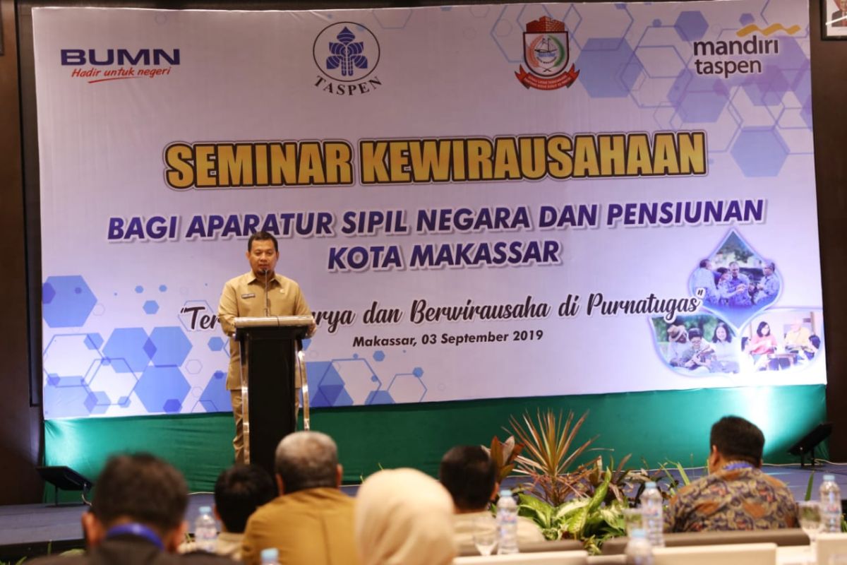 Pj Wali Kota buka seminar kewirausahaan bagi ASN Pemkot Makassar