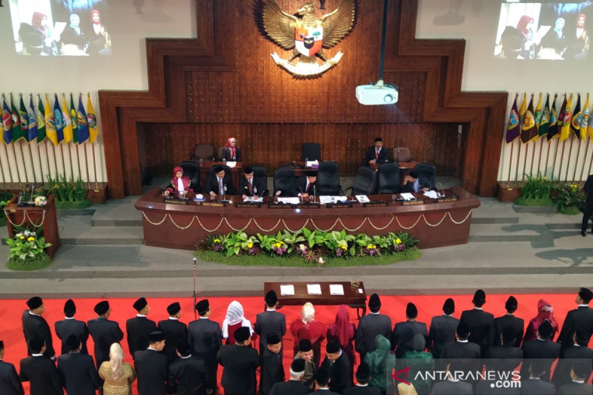 120 anggota DPRD Jateng dilantik, PDIP kirim wakil terbanyak