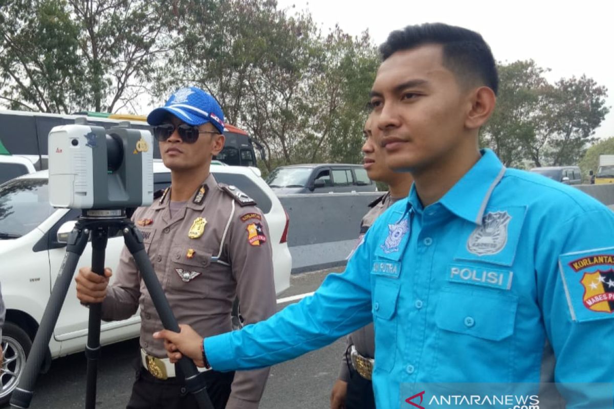 Olah TKP Cipularang kilometer 91 gunakan laser scanner tiga dimensi