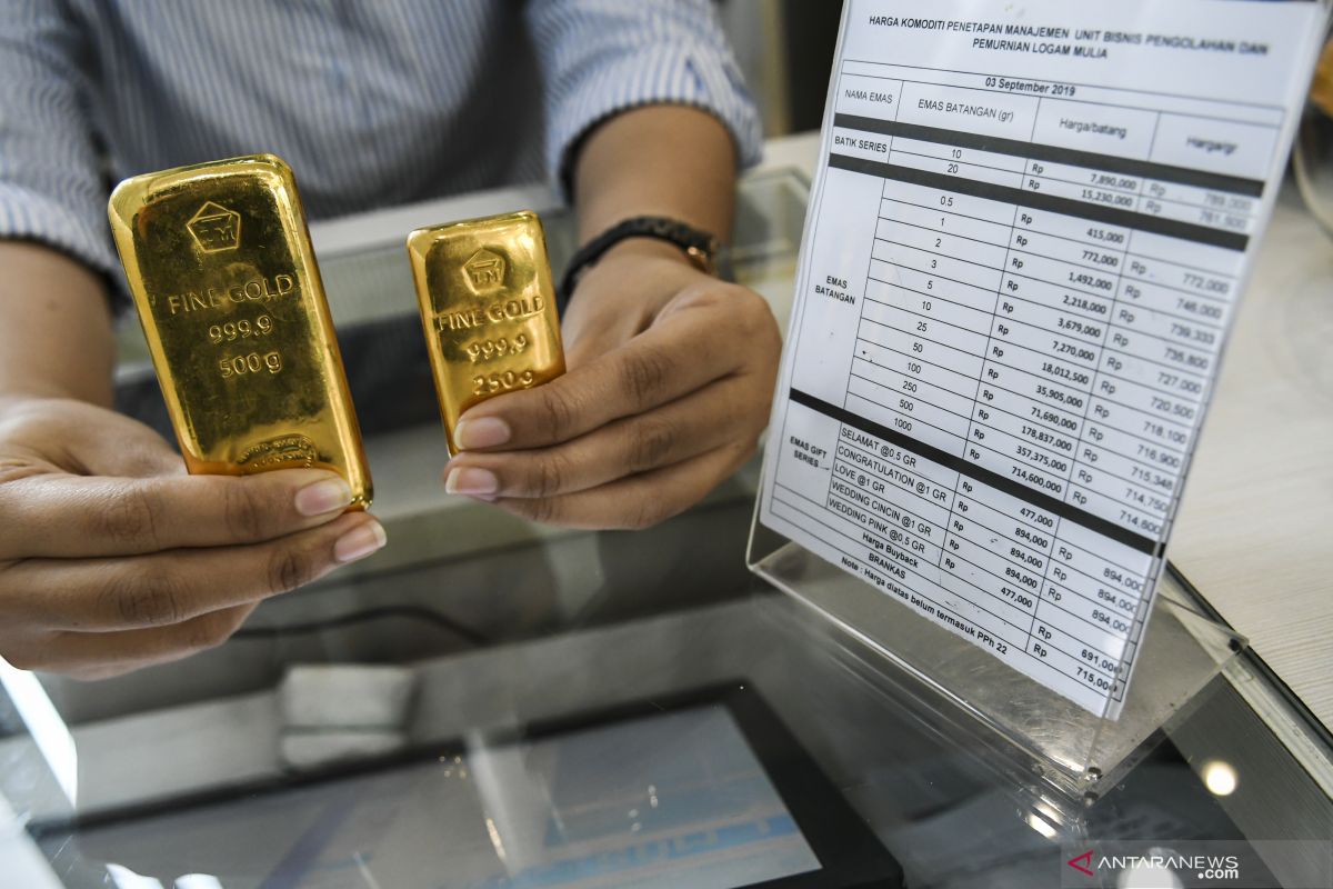 Harga emas anjlok, diperdagangkan Rp750.000 per gram