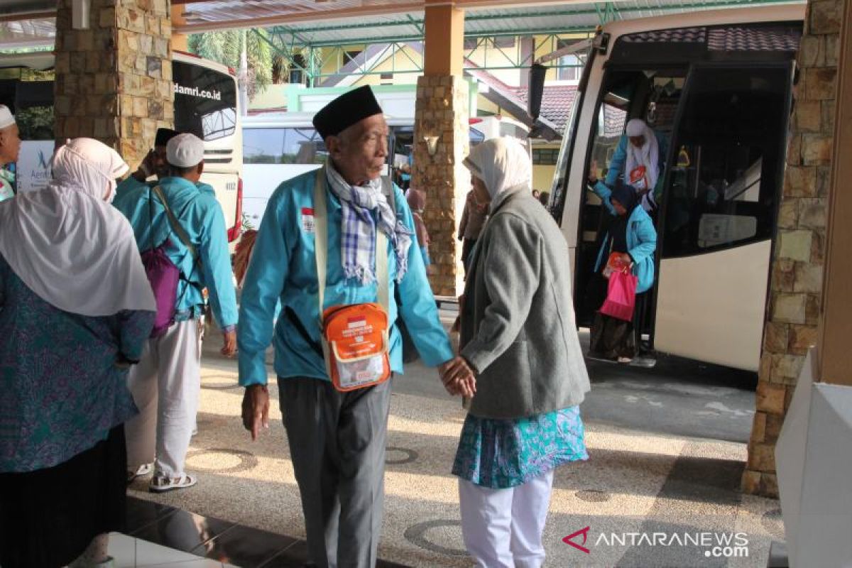 19.345 haji Debarkasi Surakarta dipulangkan ke daerah asal