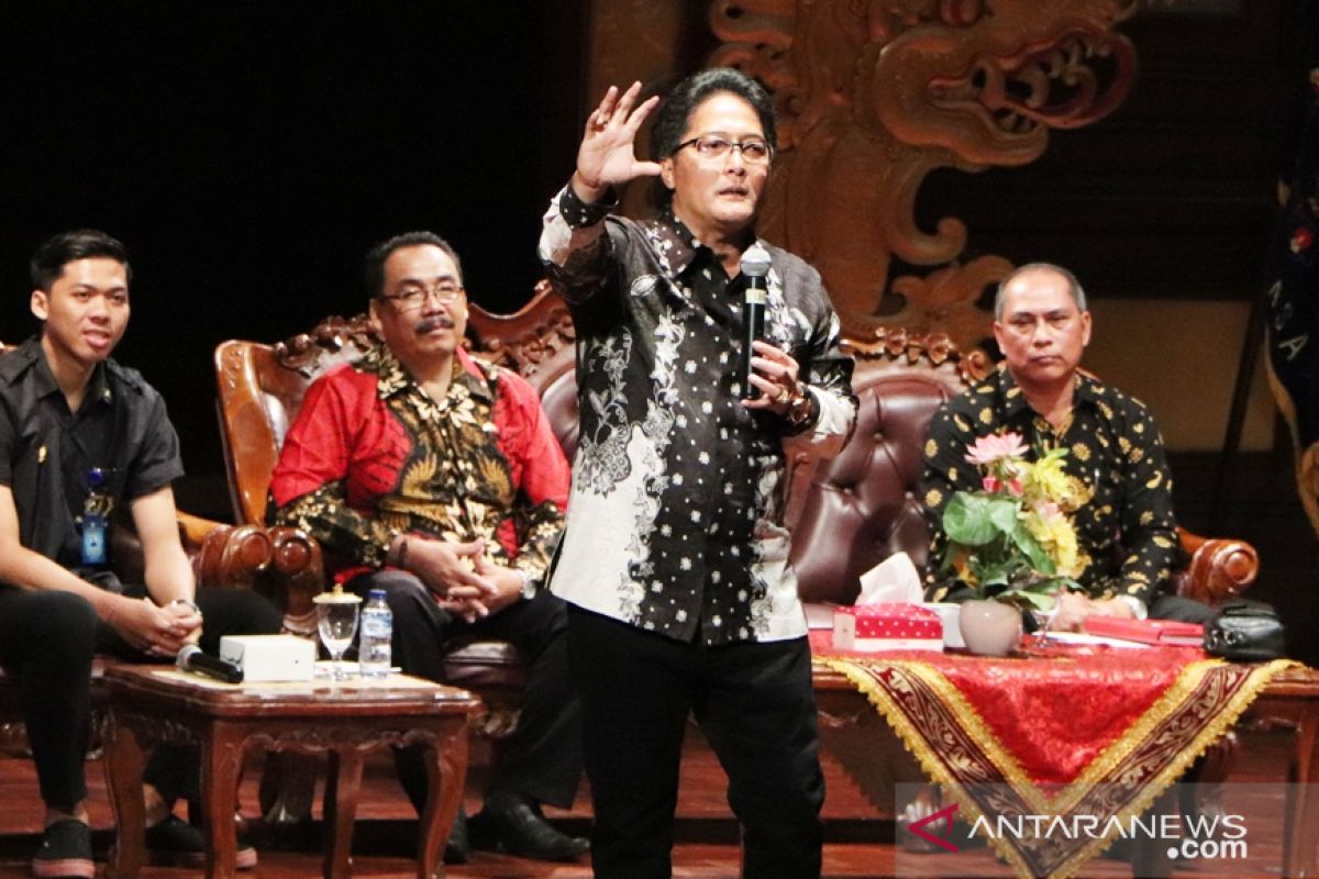 Bupati Badung ajak milenial Hindu pertahankan budaya asli Bali