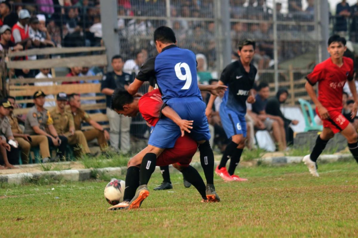 Andalas FC juara Turnamen Sepak Bola Nawin Cup VII