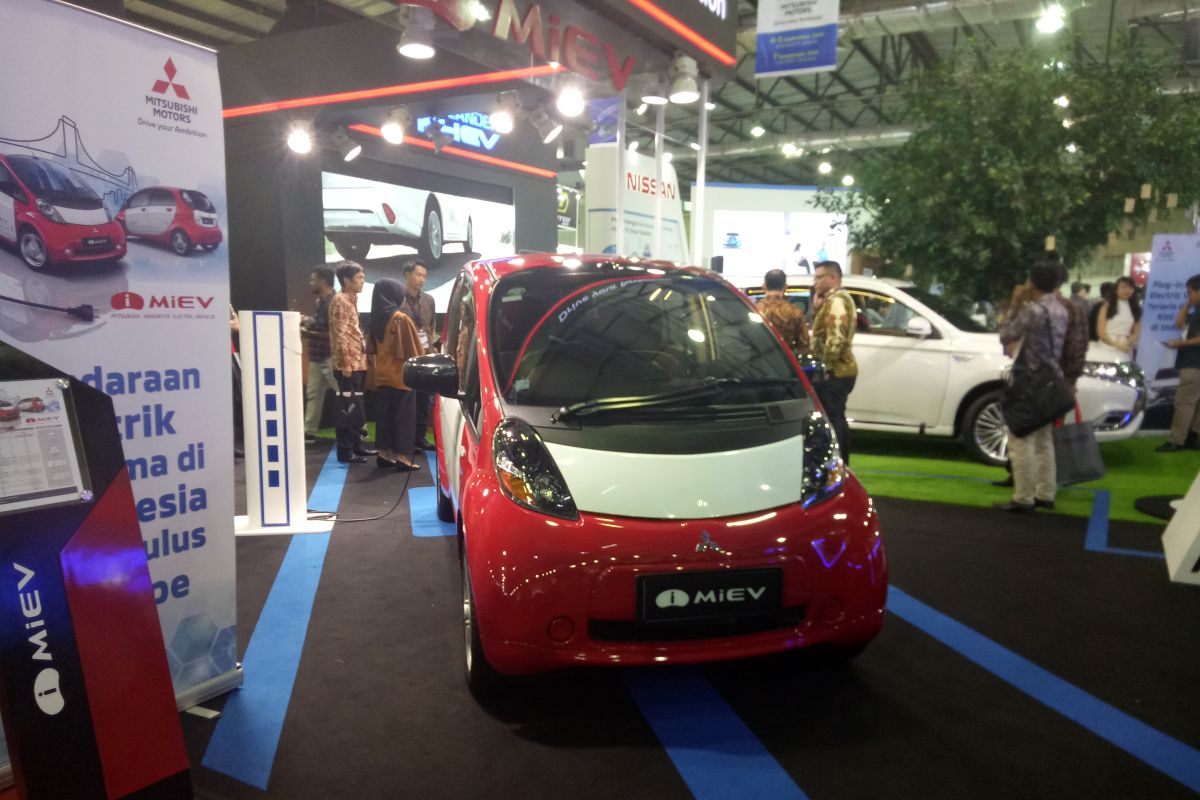 Indonesia organizes foremost electrical vehicle exhibition on Sept 4-5