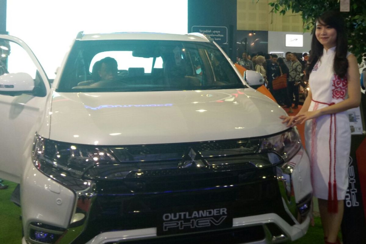 Mitsubishi bawa Outlander PHEV dan i-MIEV di IEMS 2019