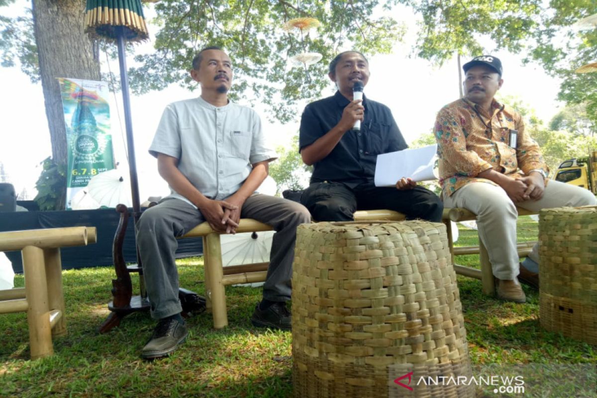 Festival Payung Indonesia akan digelar di komplek Candi Prambanan