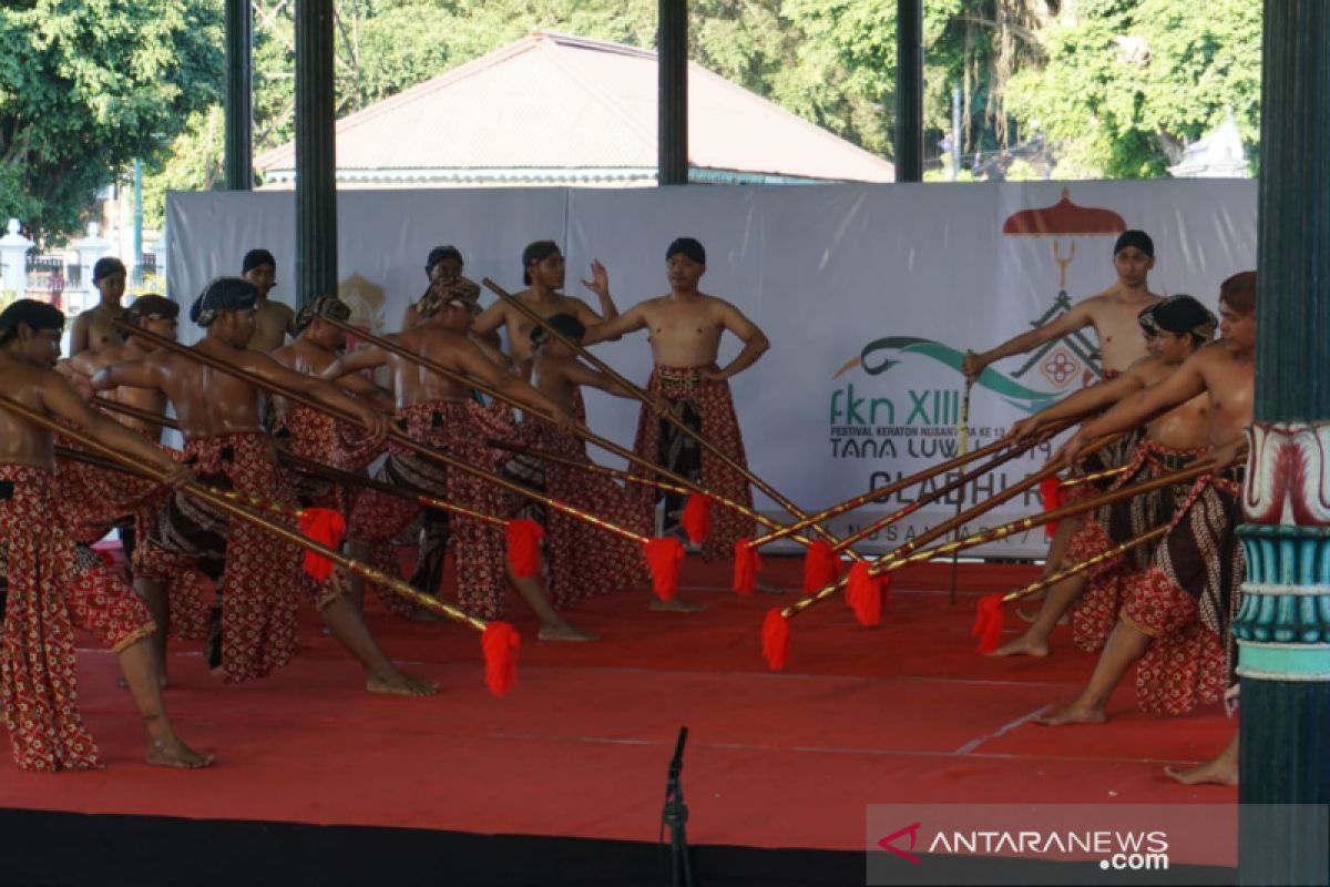 Tarian ciptaan Sultan HB I ditampilkan di Festival Keraton Nusantara