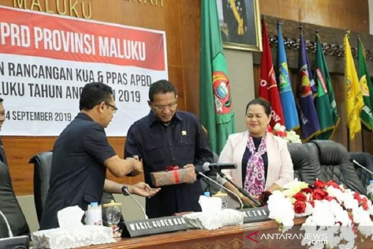 Wagub  ; target pendapatan daerah Maluku turun Rp30,26 miliar