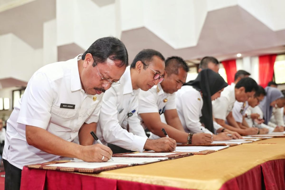 Sekda Makassar tandatangani PKS percepatan pengaduan masyarakat