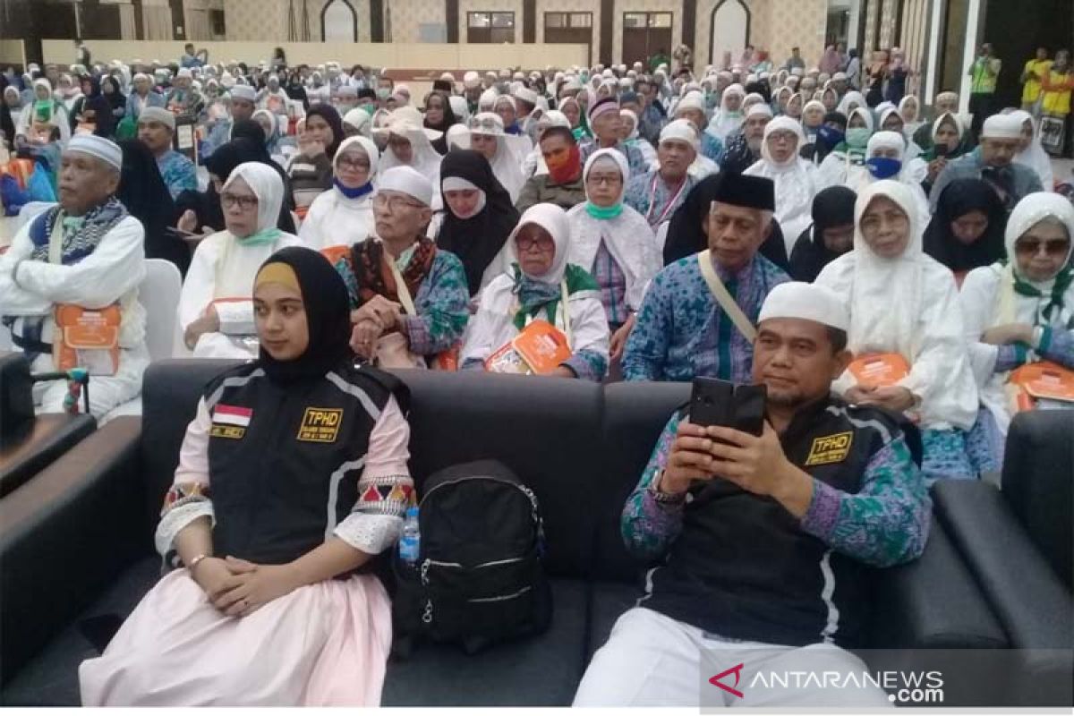 452 Jamaah haji Sultra gelombang I tiba di Makassar