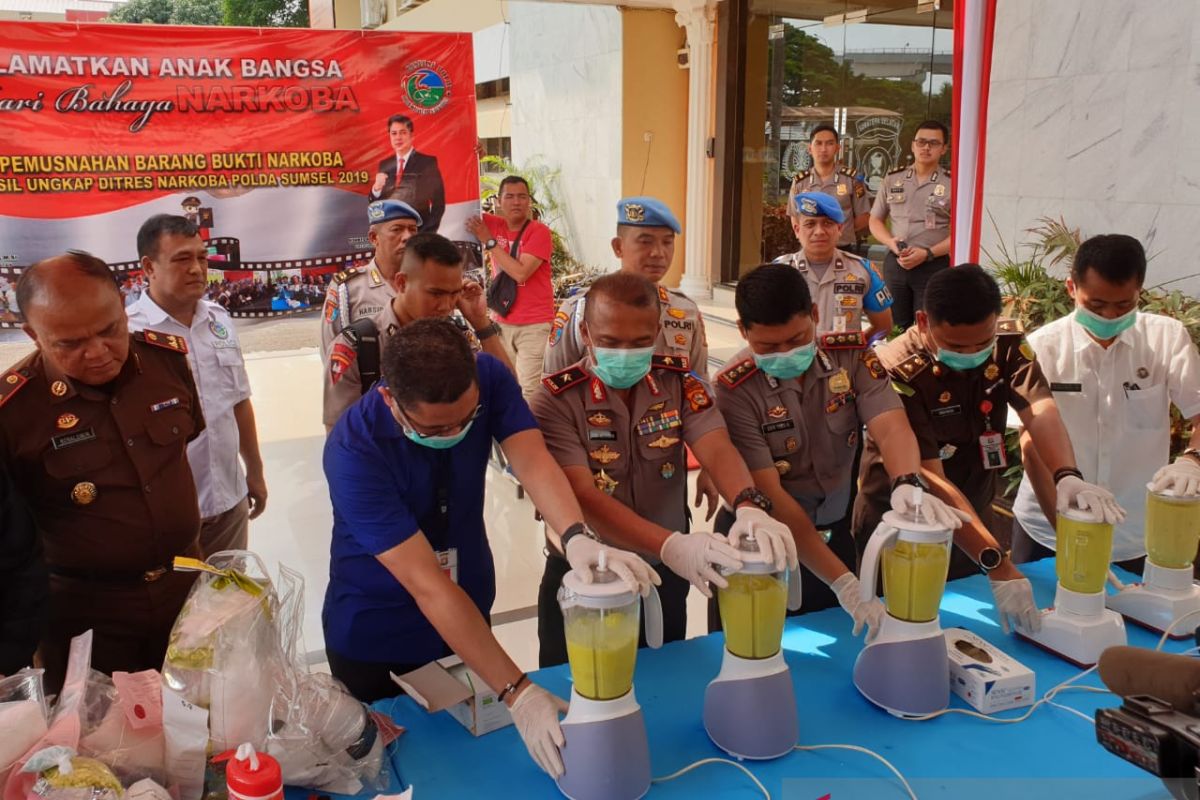 Polda Sumsel musnahkan sabu 31,8 Kg