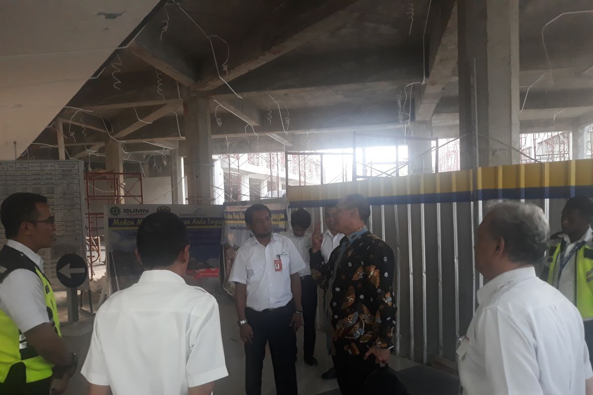 Komisi V DPR RI  tinjau infrastruktur bandara internasional Pattimura