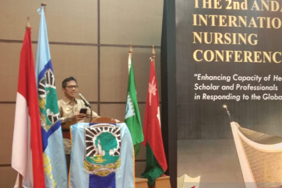 The 2st International Nursing Conferences, gubernur:  sarana tingkatkan kapasitas perawat