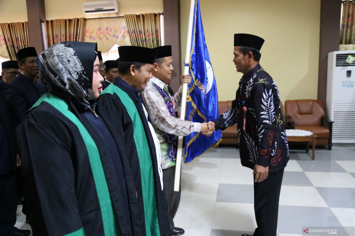 Bupati  lantik dewan hakim  MTQN  ke-42