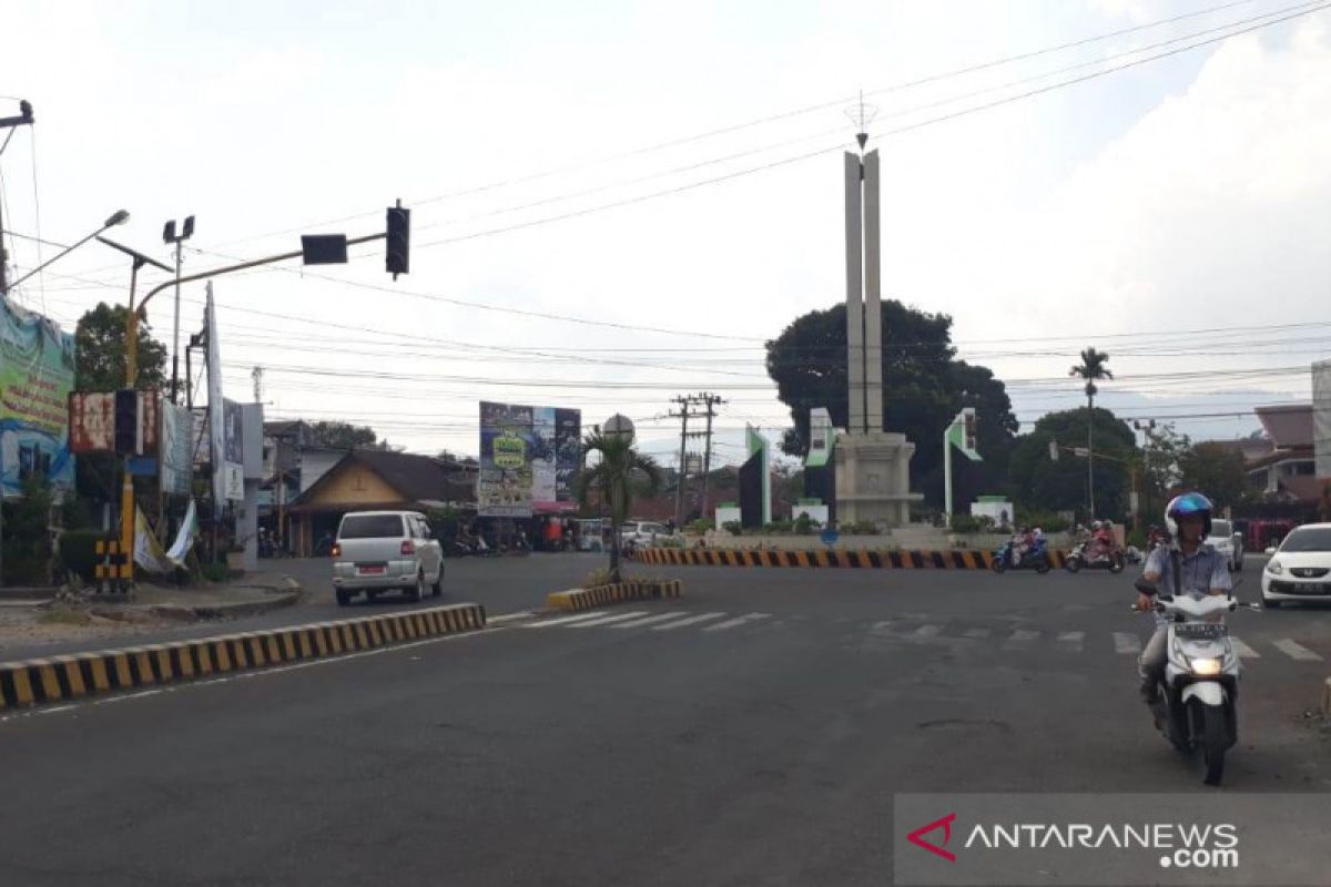 Kawanan pencuri ambil baterai lampu merah di Curup Bengkulu