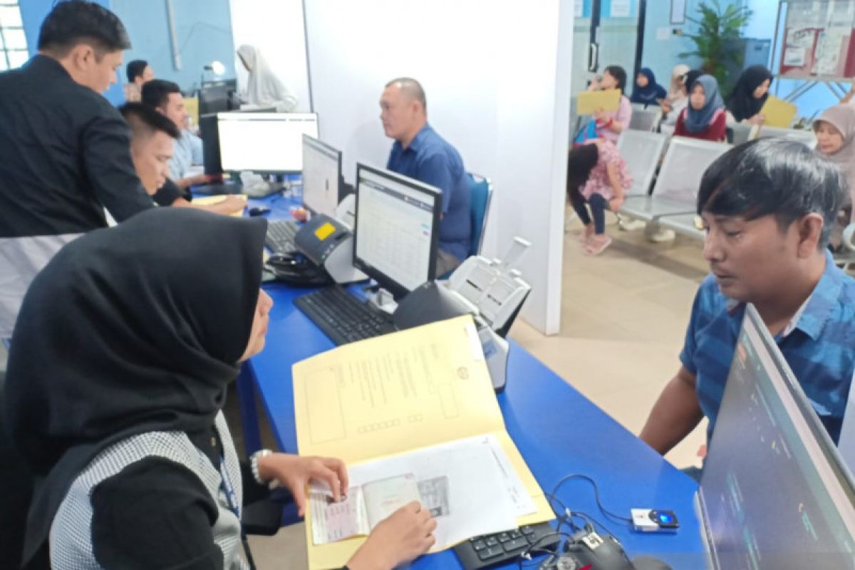 Imigrasi Palembang pelayanan  jemput bola paspor haji