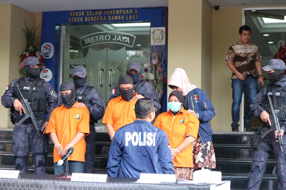 Kasus istri bunuh suami di Sukabumi , polisi tangkap tiga tersangka baru