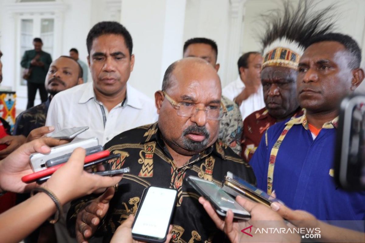 Gubernur minta mahasiswa Papua di luar daerah segera melapor jika merasa terancam