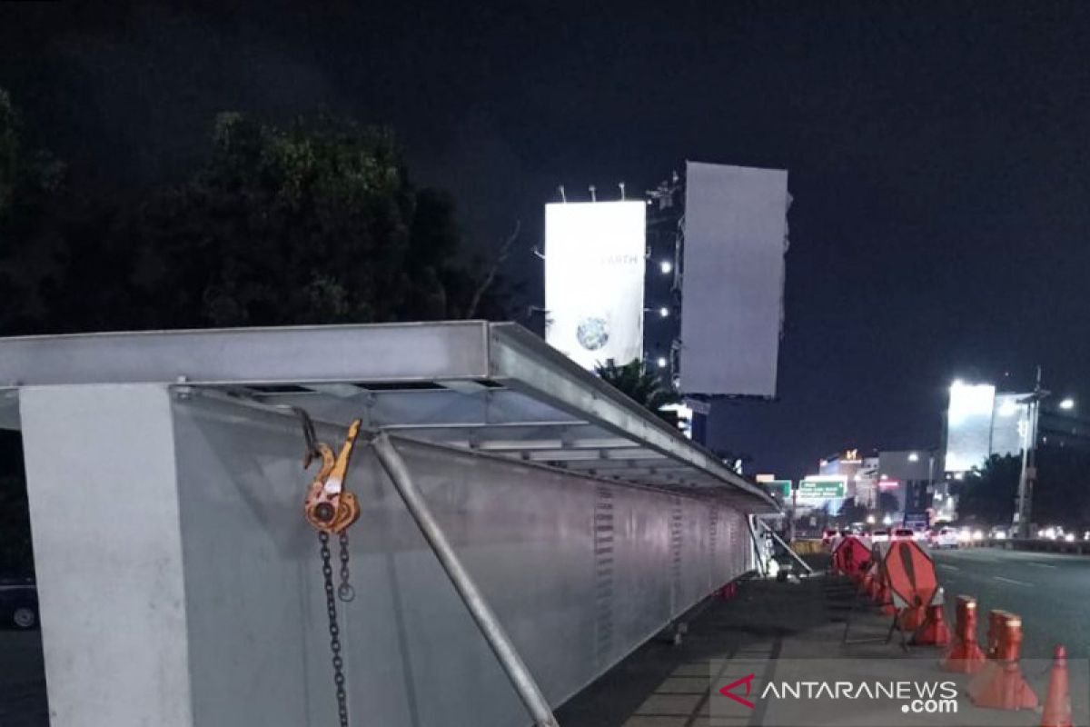 Pemasangan JPO komposit Tol Sedyatmo berlangsung besok malam