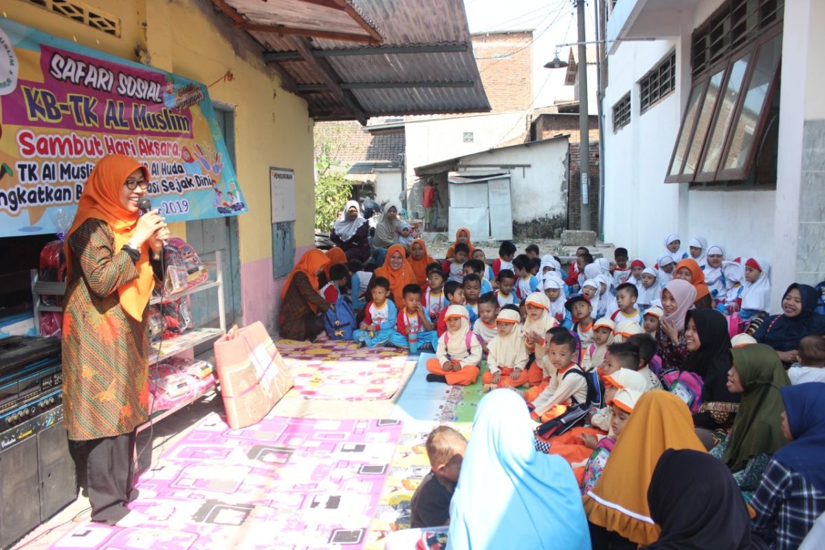 Siswa Al Muslim kampanyekan budaya literasi