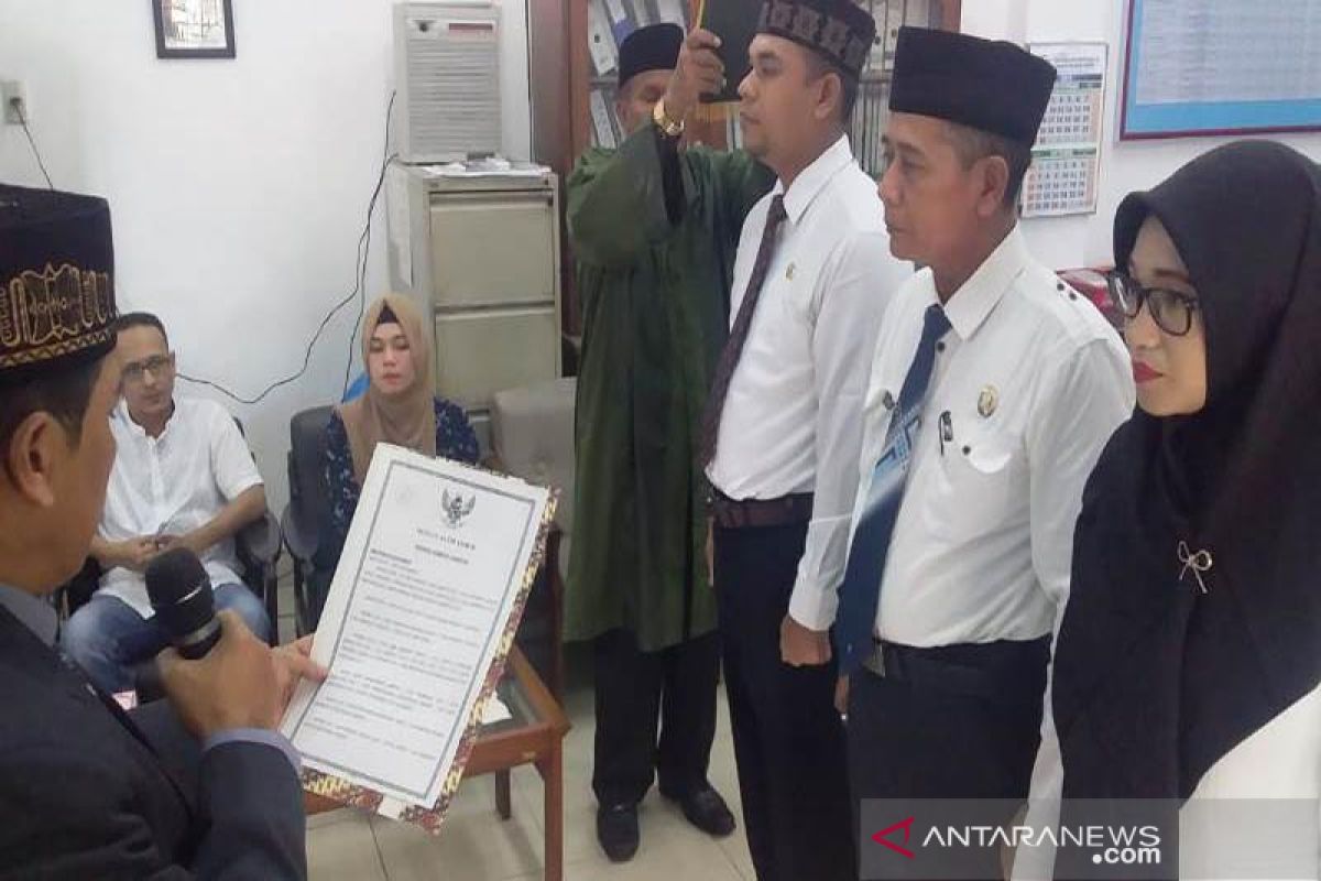 Tiga pejabat Disdukcapil Aceh Timur dilantik
