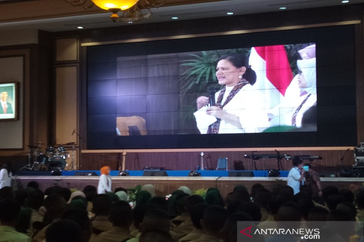 Ibu Negara sosialisasikan bahaya narkoba dan hoaks di Kesatrian AAU