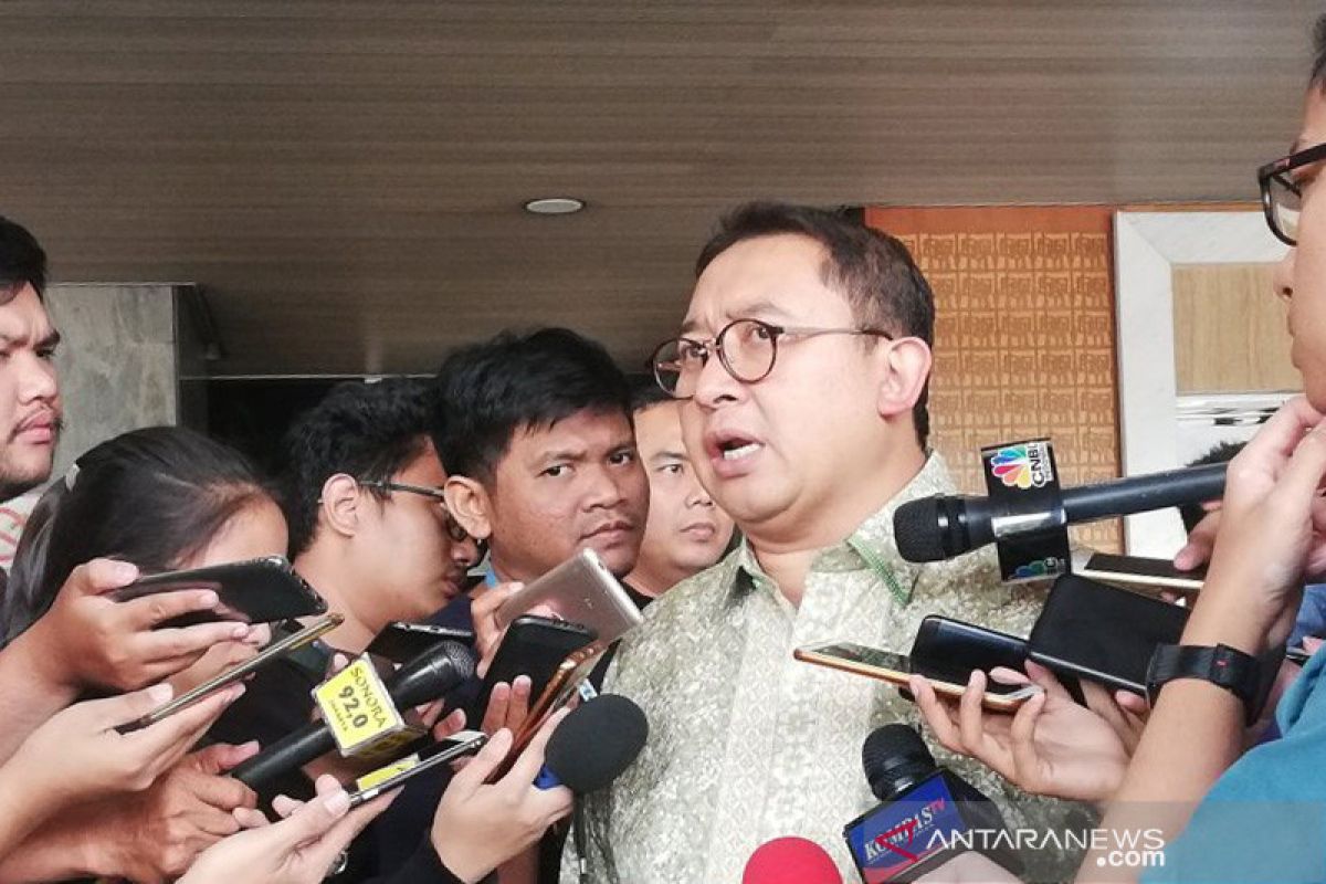 Fadli Zon sarankan Jokowi pakai Esemka sebagai mobil kepresidenan