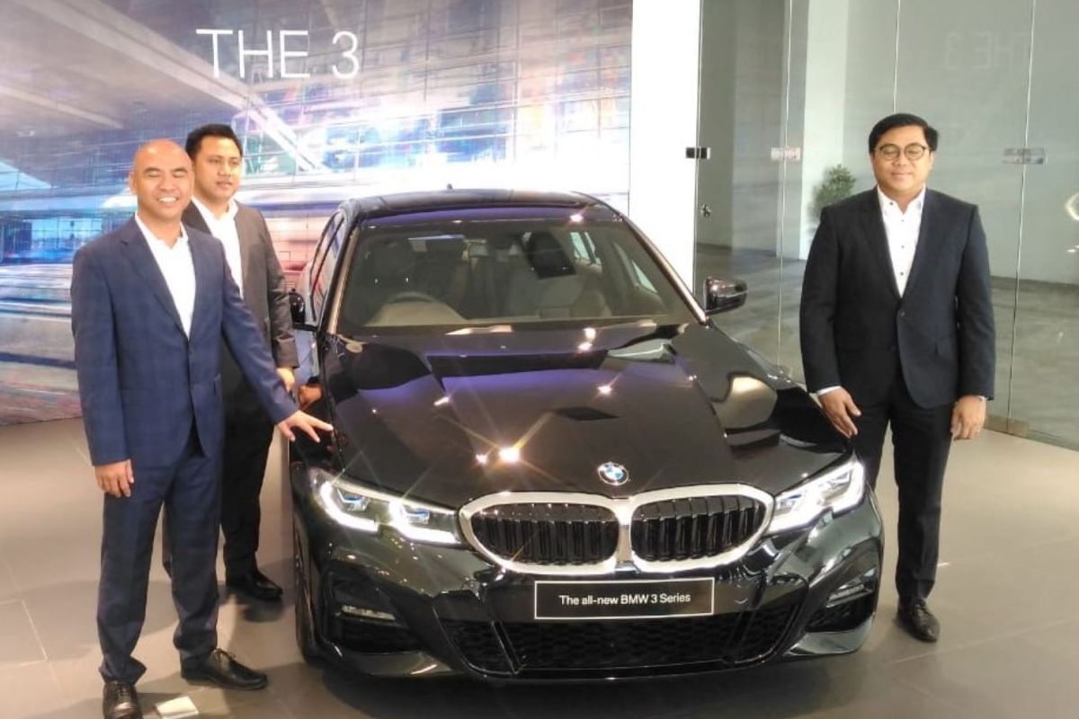 AII-New BMW Seri 3 diluncurkan di Bali