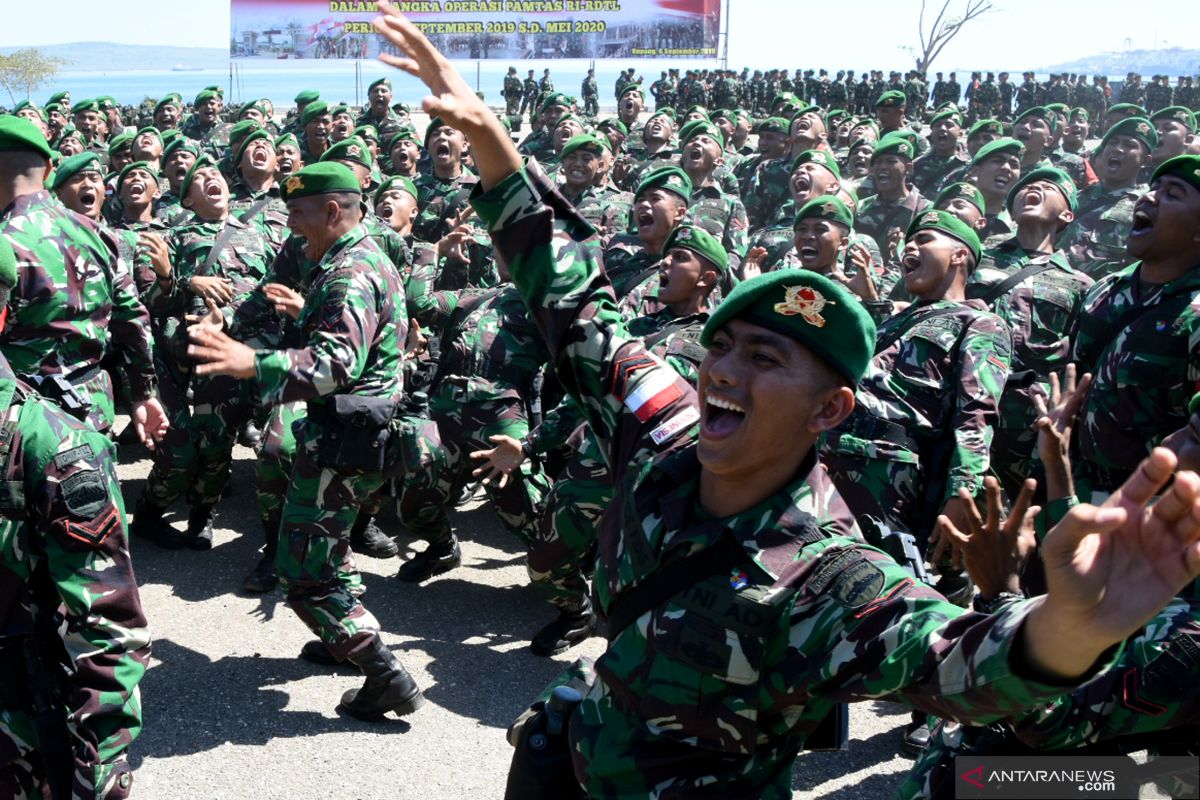 Pangdam Udayana lantik 375 prajurit Tamtama TNI AD