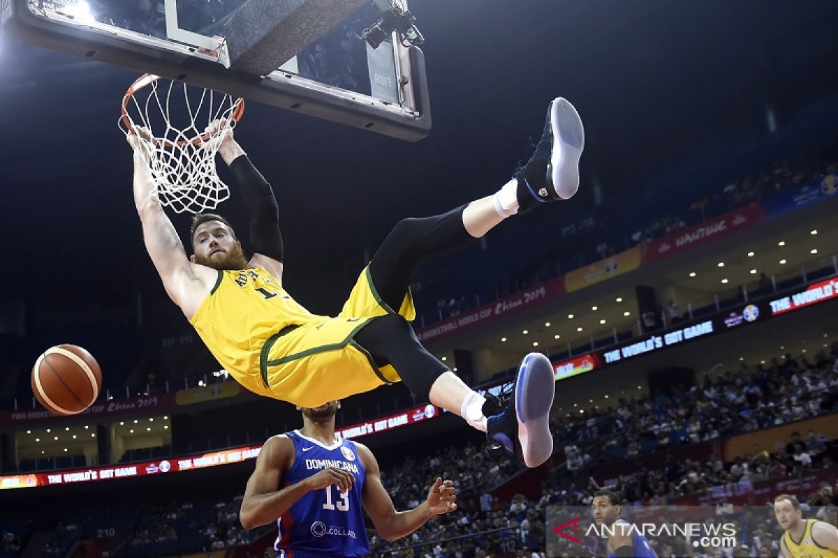 Australia di ambang perempat final, atasi Dominika 82-76