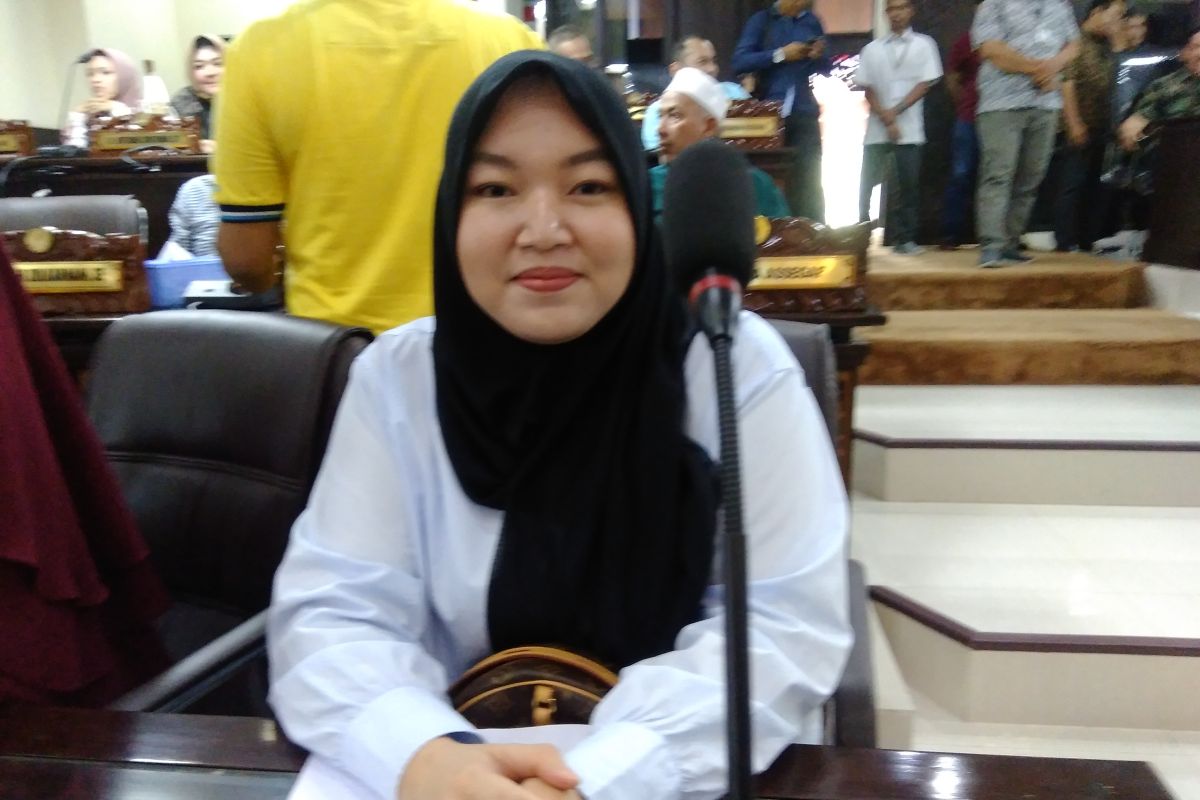 Putri Muhidin akan belajar sebagai pimpinan dewan