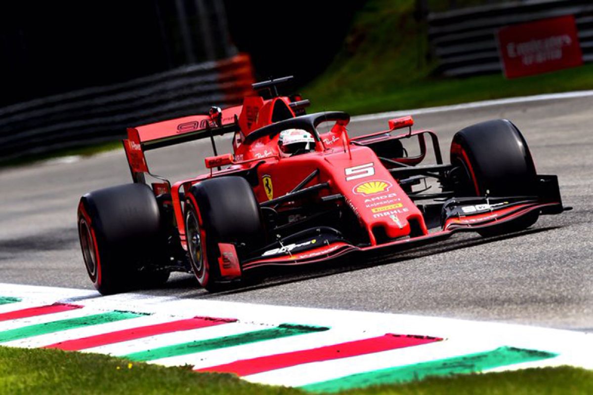 Di Monza, Vettel catatkan waktu tercepat pada sesi latihan bebas ketiga