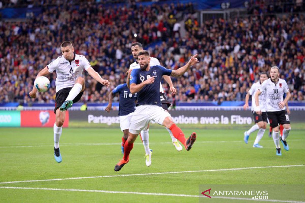 Cemooh lagu kebangsaan Prancis saat kualifikasi Euro, Albania didenda