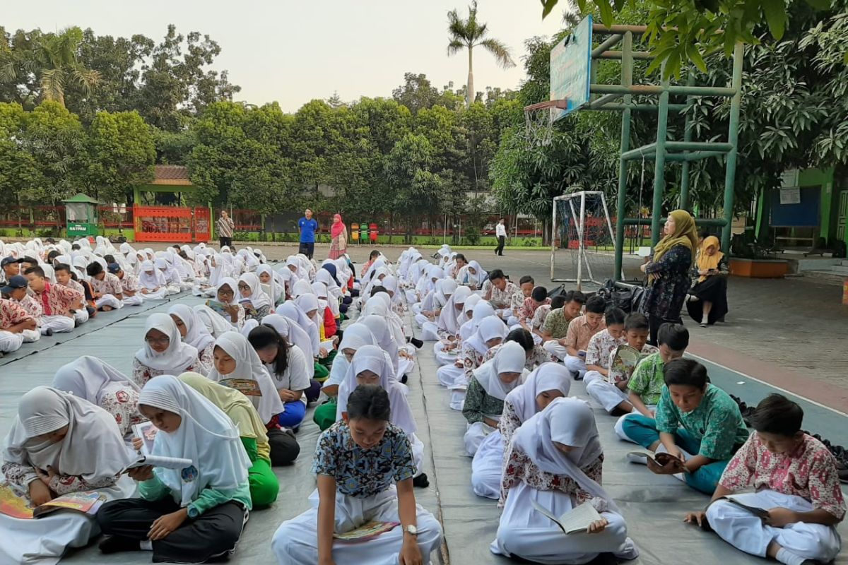 Menakar upaya peningkatan budaya literasi dan melek huruf